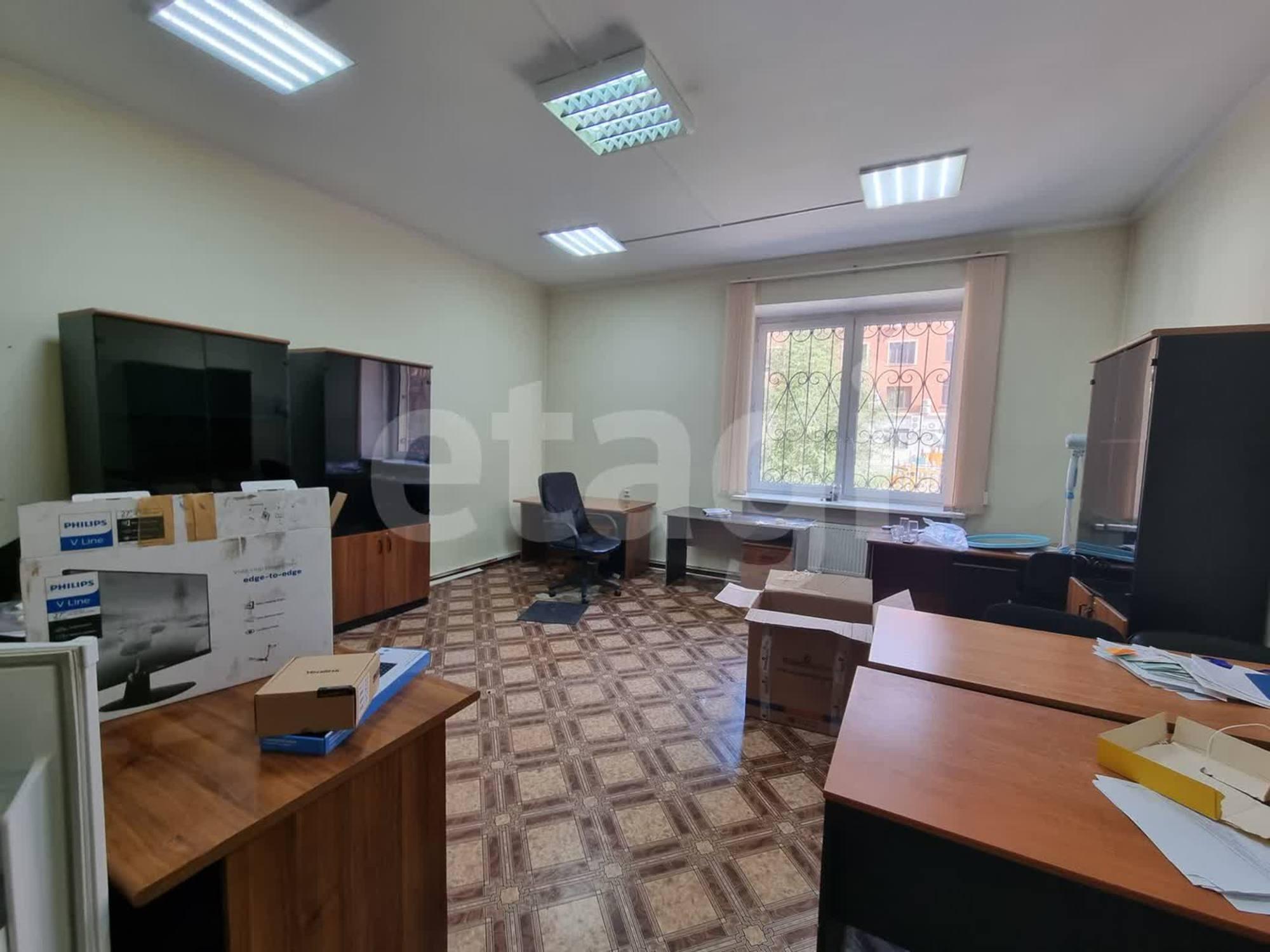 Сдать офис, помещение под офис за 266 500 рублей на Володарского 17