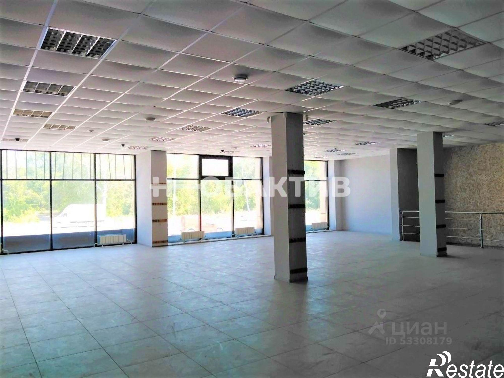 Купить торговое помещение за 33 900 300 рублей на Старое шоссе, 87
