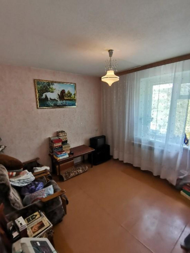 3-комн квартира Приволжская, 26