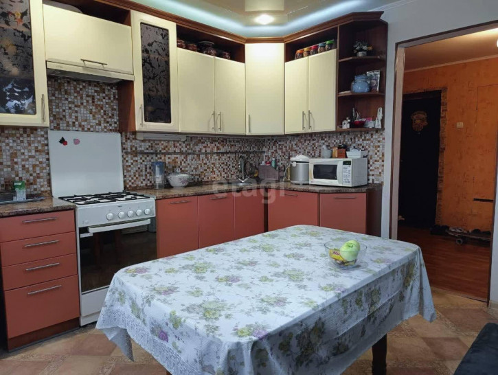 4-комн квартира Строителей, 19