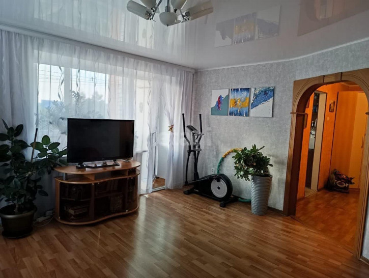 4-комн квартира Строителей, 19