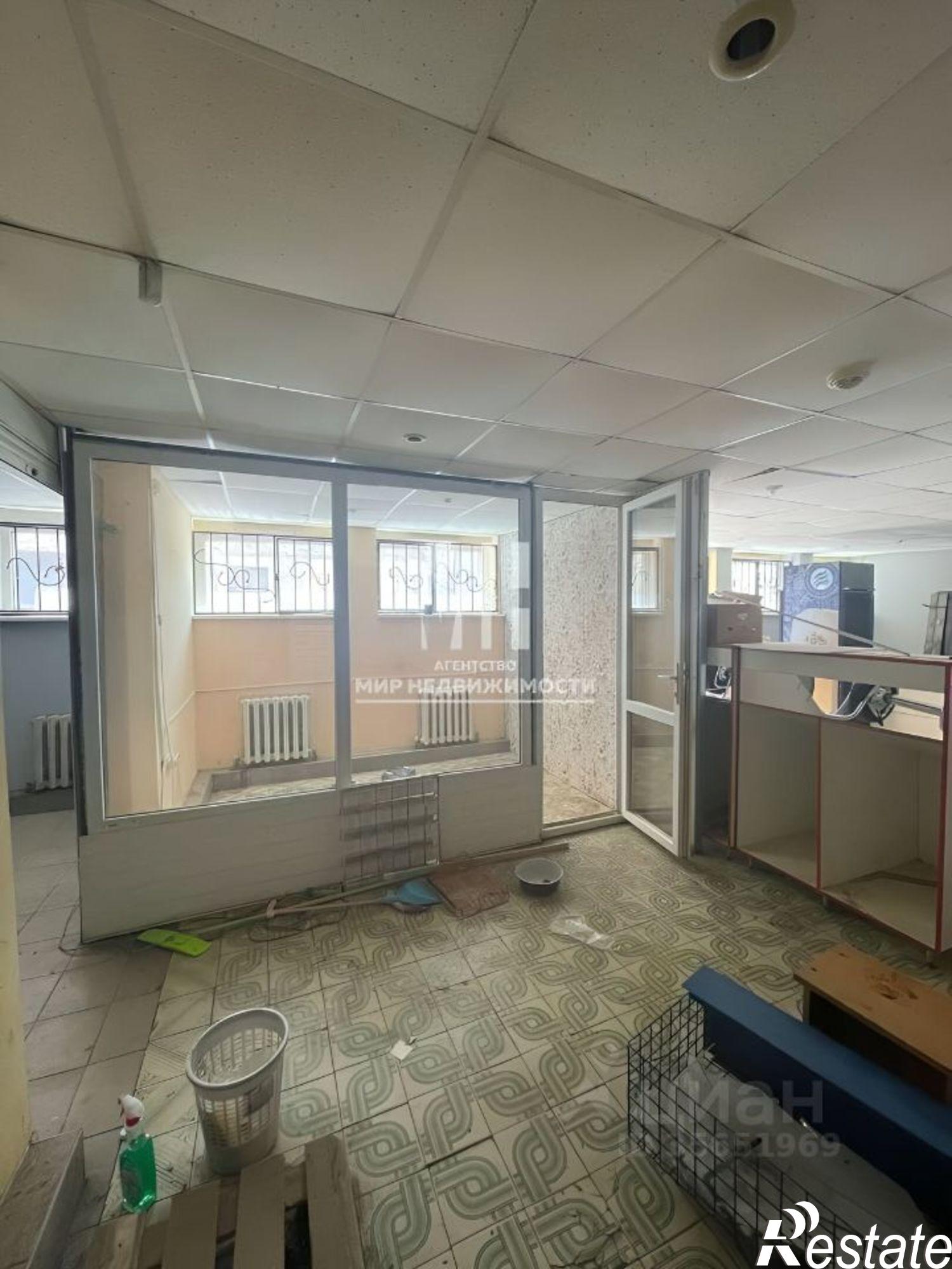Купить торговое помещение за 5 596 830 рублей на улица Талаха, 4