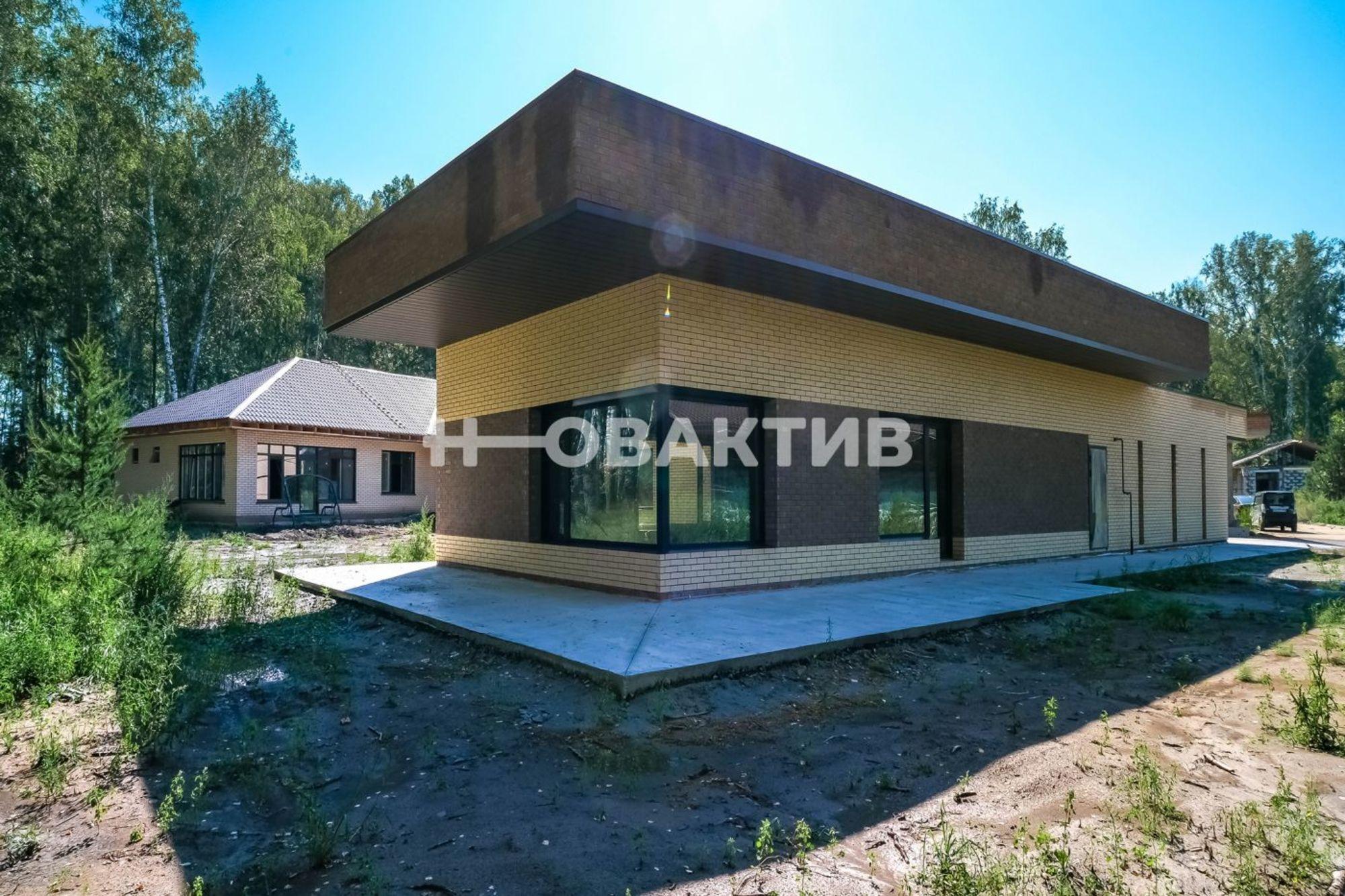 Купить дачу, дом, коттедж за 16 000 000 рублей на Новосибирская обл, Новосибирский р-н, поселок Садовый, ул Затонского