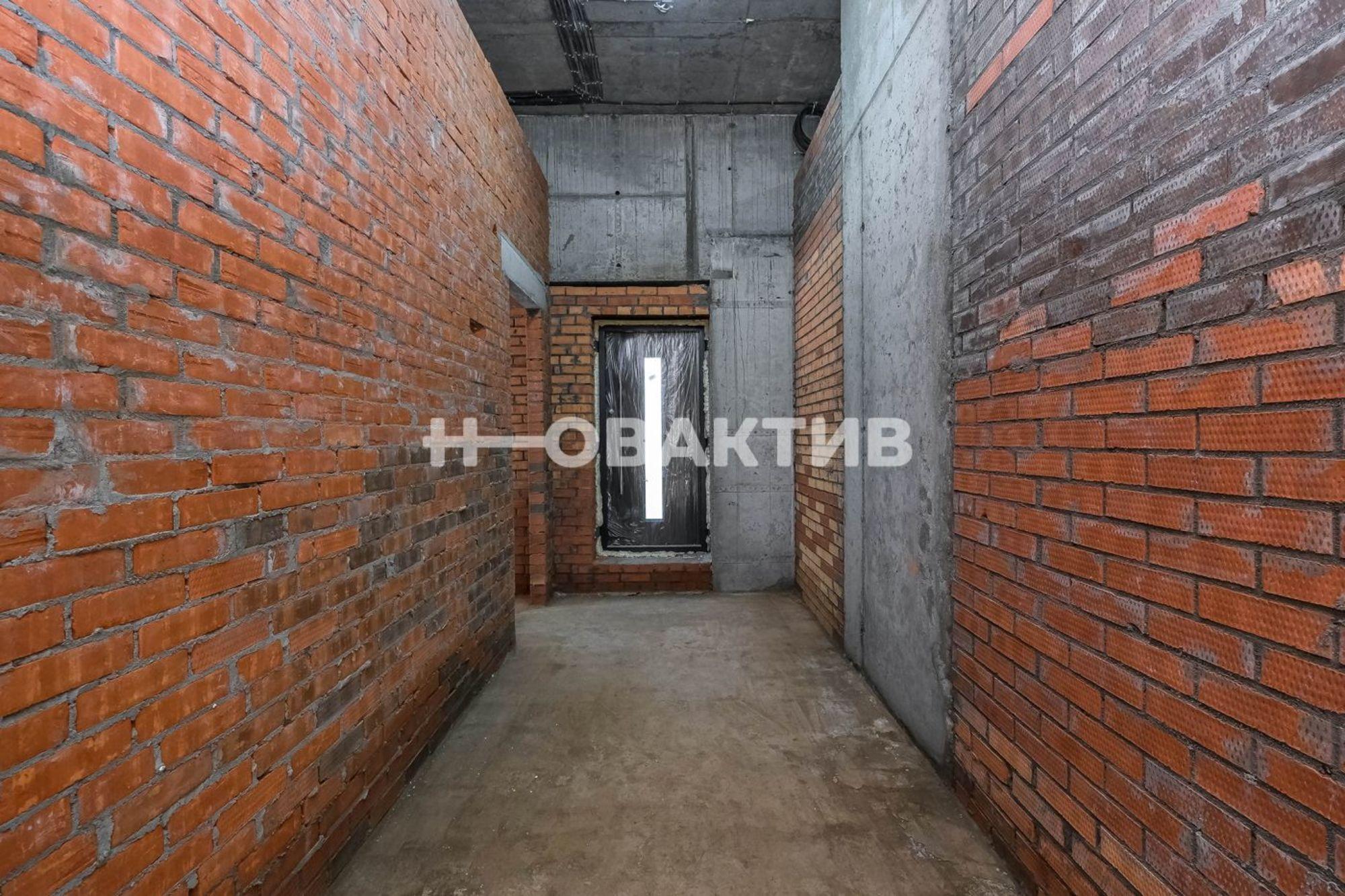 Купить дачу, дом, коттедж за 16 000 000 рублей на Новосибирская обл, Новосибирский р-н, поселок Садовый, ул Затонского