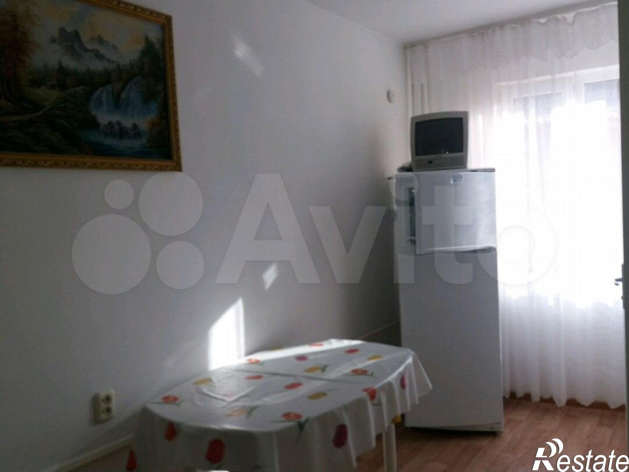 Сдать дачу, дом, коттедж за 2 500 рублей на Ленинградская улица, 79Б