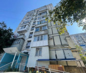 3-комн, 76кв м, этаж 1/9 улица Крылова, 18