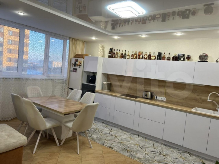 3-комн квартира улица Беляева, 35к1