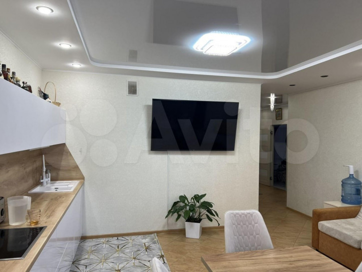 3-комн квартира улица Беляева, 35к1