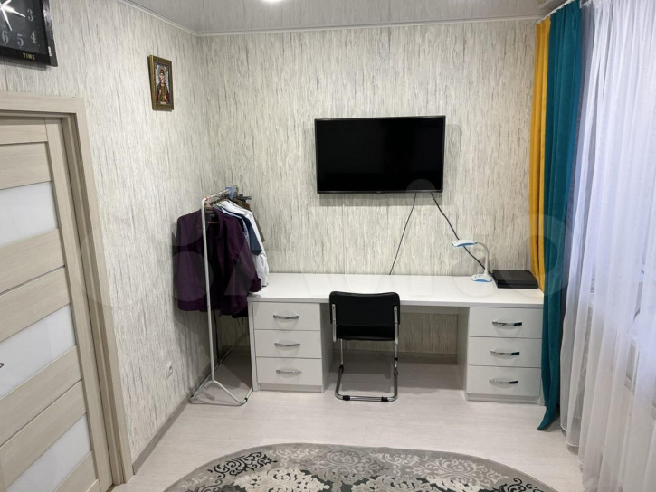 3-комн квартира улица Беляева, 35к1