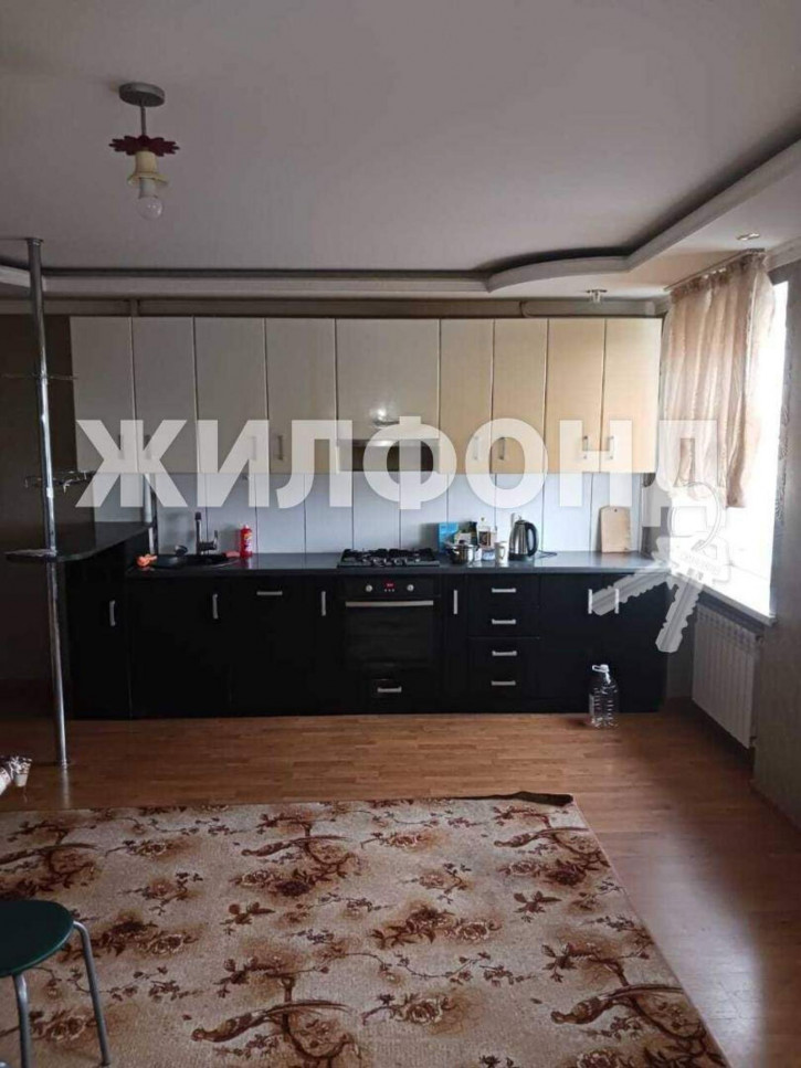 3-комн квартира Калинина улица, д.123