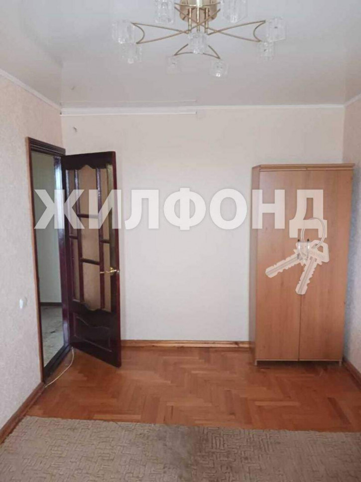 3-комн квартира Калинина улица, д.123