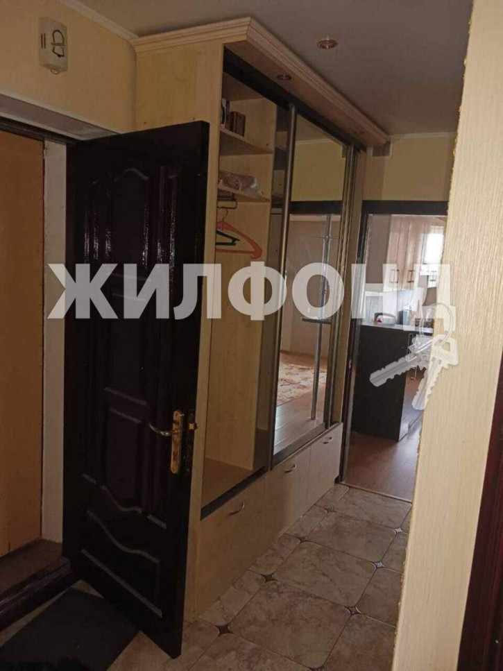3-комн квартира Калинина улица, д.123