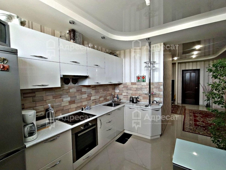 3-комн квартира ул. 51-й Гвардейской Дивизии,  д.30
