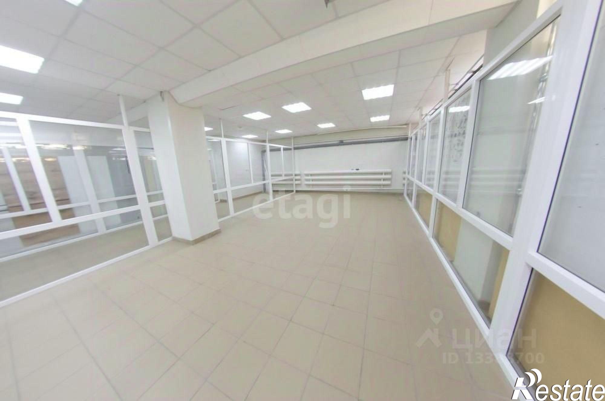 Сдать торговое помещение за 25 000 рублей на улица Розы Люксембург, 22
