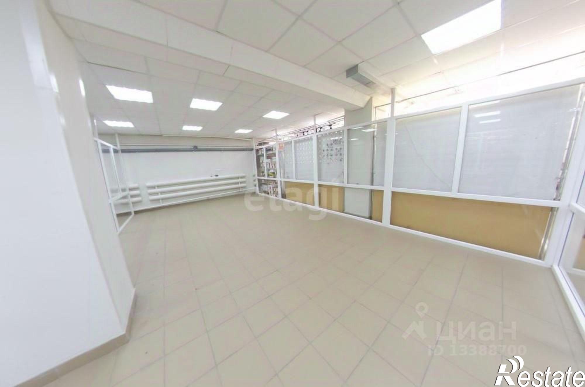 Сдать торговое помещение за 25 000 рублей на улица Розы Люксембург, 22