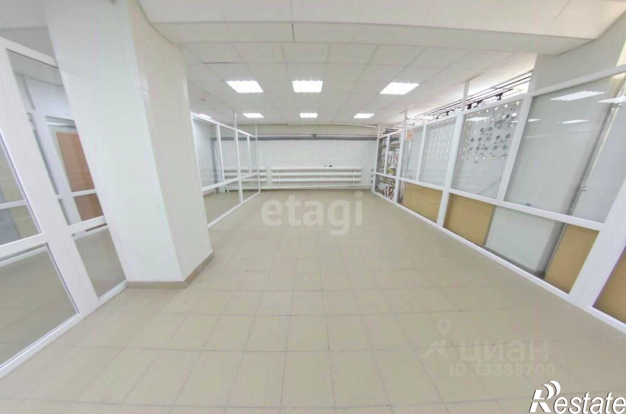 Сдать торговое помещение за 25 000 рублей на улица Розы Люксембург, 22
