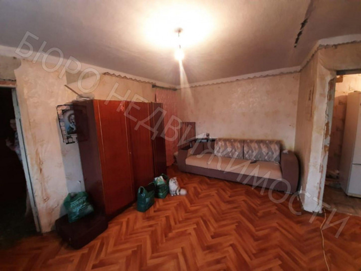 2-комн квартира Репина ул, 4