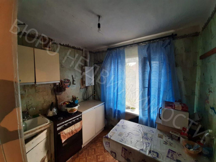 2-комн квартира Репина ул, 4