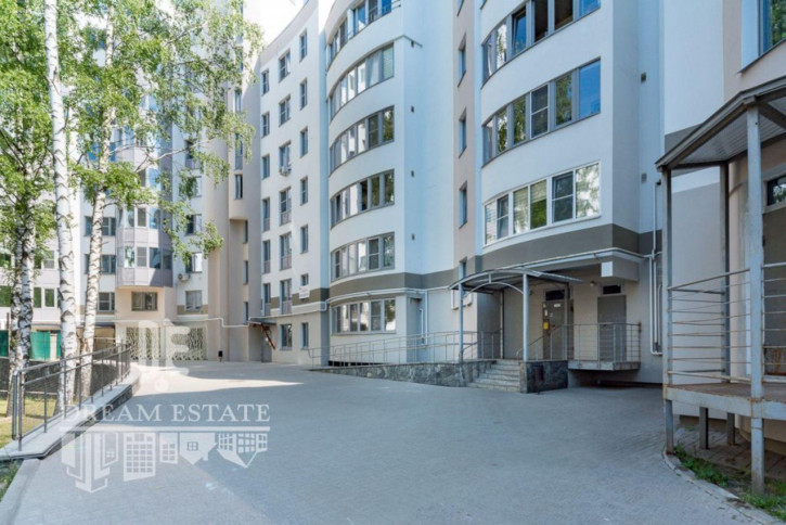 2-комн квартира Приозерная ул, 5