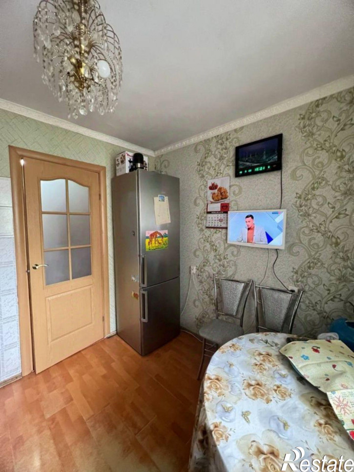 3-комн квартира улица Чапаева, 8,  д. 8