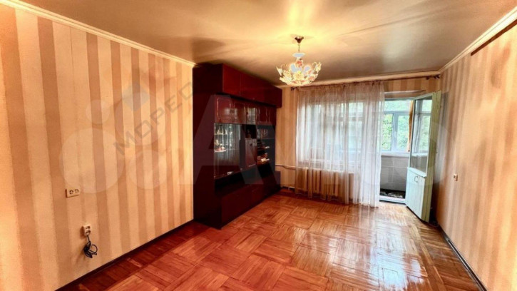 3-комн квартира Калинина ул, 1/к15
