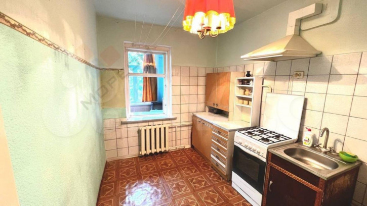 3-комн квартира Калинина ул, 1/к15