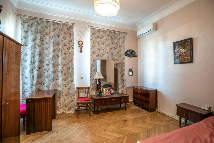 3-комн квартира Красная ул, 74