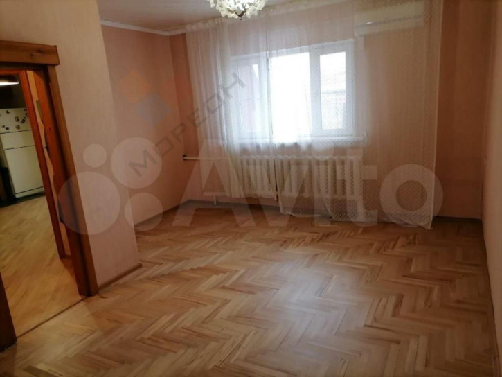 1-комн квартира Академика Пустовойта ул, 6