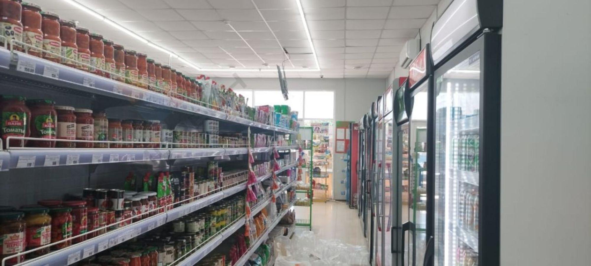 Сдать торговое помещение за 90 000 рублей на Вольная ул, 258
