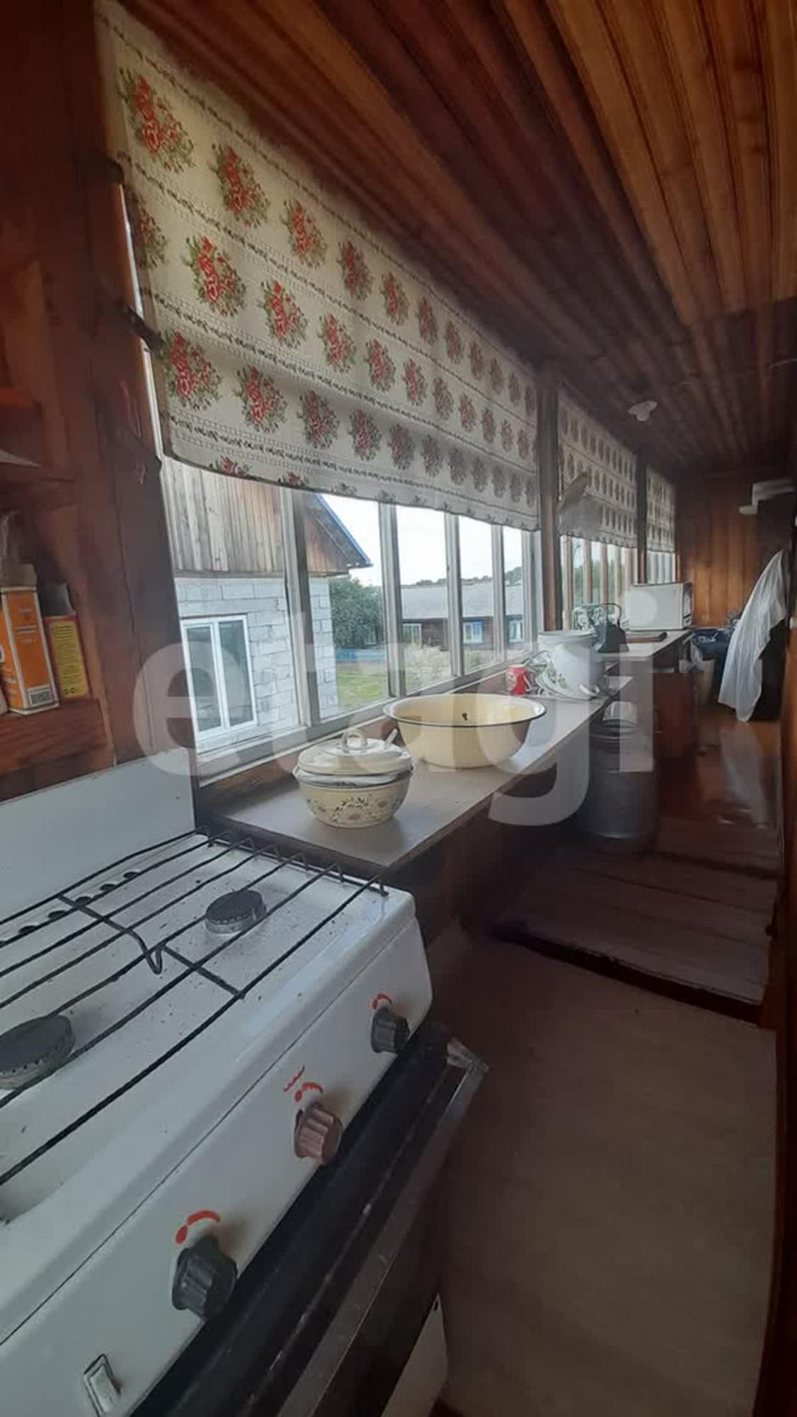 Купить дачу, дом, коттедж за 2 650 000 рублей на Центральная, 21