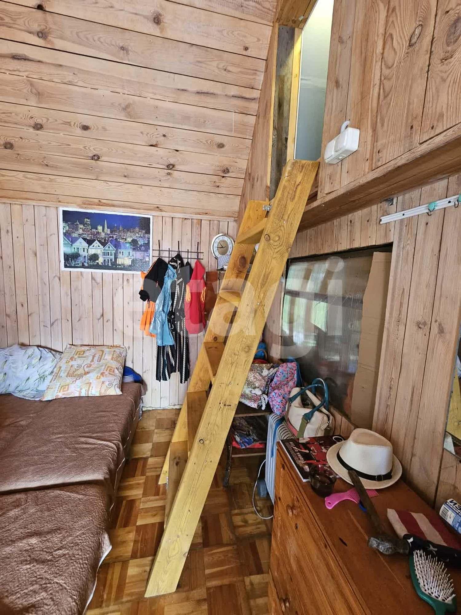 Купить дачу, дом, коттедж за 1 900 000 рублей на Цветочная,