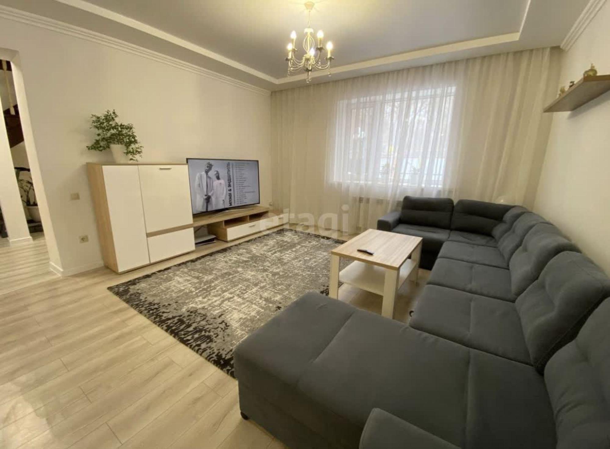 Купить дачу, дом, коттедж за 15 398 000 рублей на Оболенского,