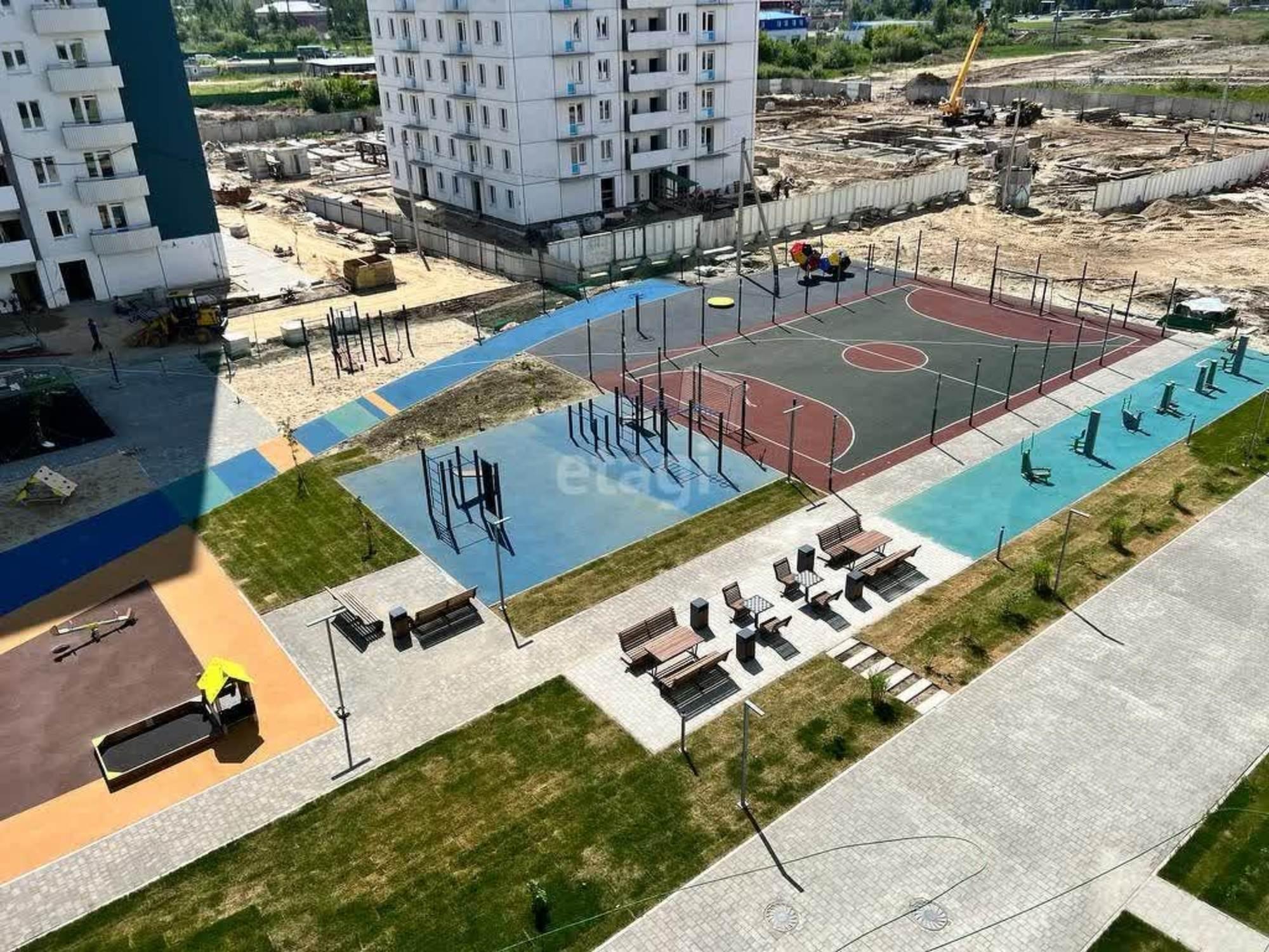 Купить квартиру за 3 500 000 рублей на Алексея Леонова, 36