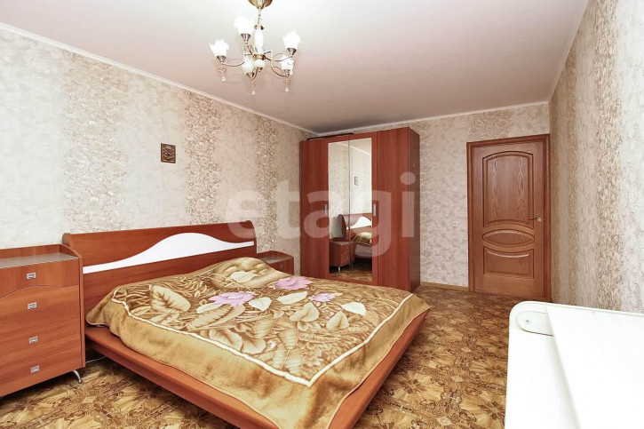 3-комн квартира Энергетиков, 53/3