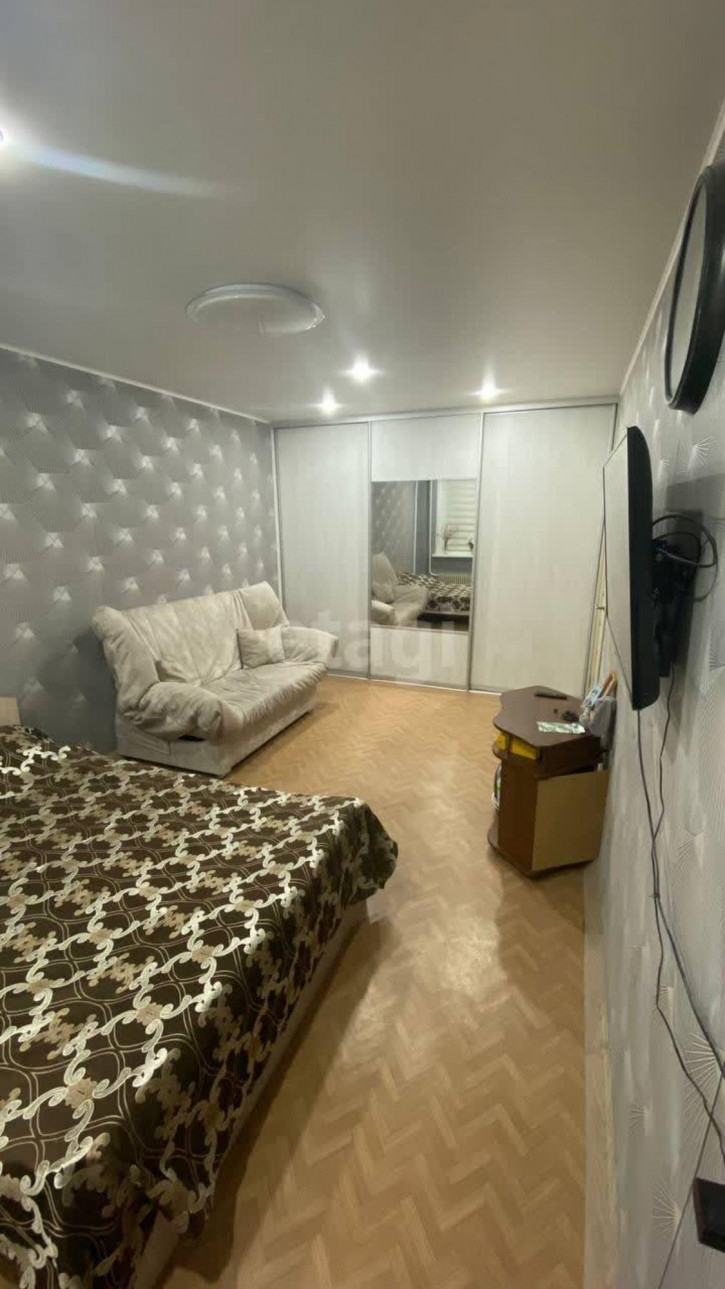 2-комн квартира Энергостроителей, 12
