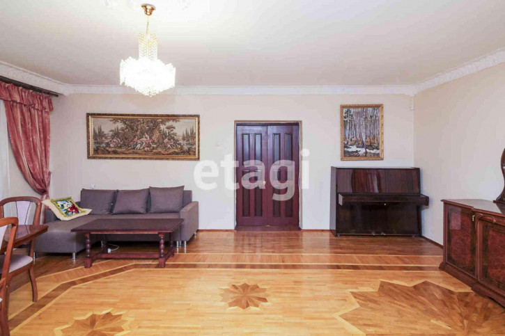 3-комн квартира Свердлова, 35