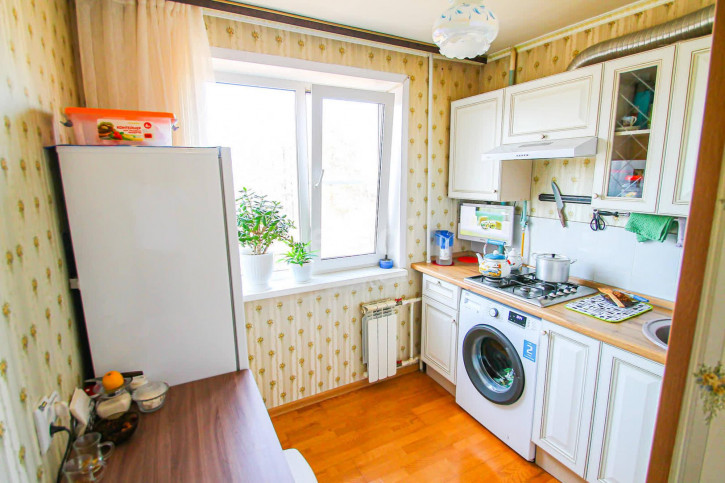 2-комн квартира Селькоровская, 4