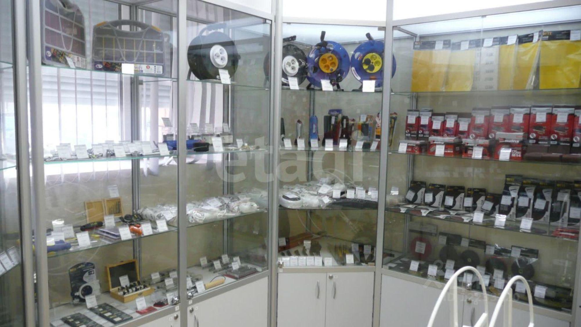 Купить торговое помещение за 110 000 рублей на пр-кт Космонавтов, 62