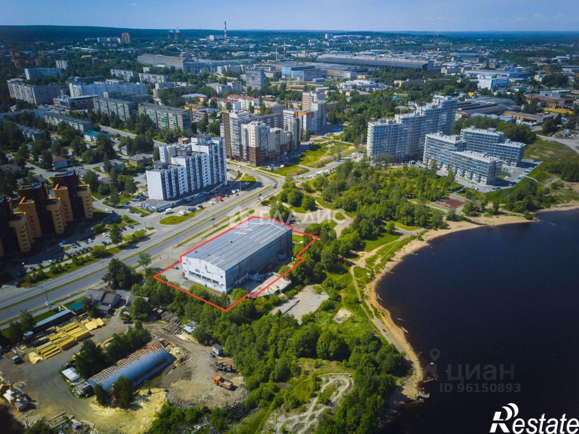 Сдать ОСЗ, отдельно стоящее здание за 1 500 020 рублей на набережная Варкауса, 12