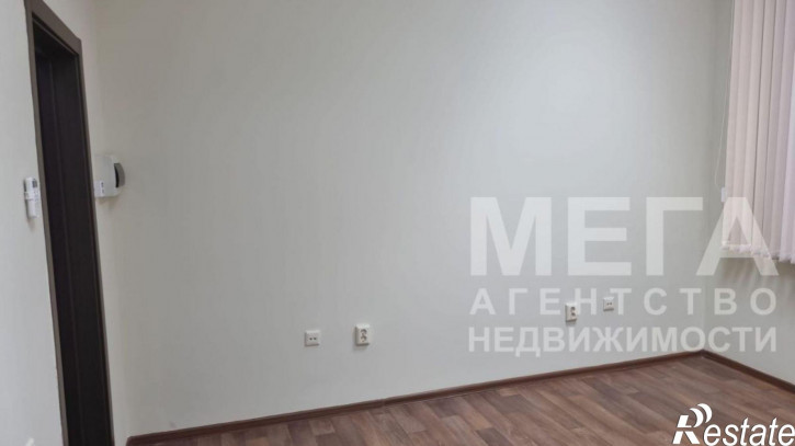 Офис 3 Интернационала ул, 105