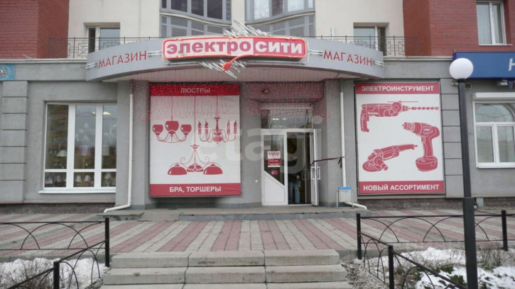 Торговое помещение пр-кт Космонавтов, 62,  д. 62