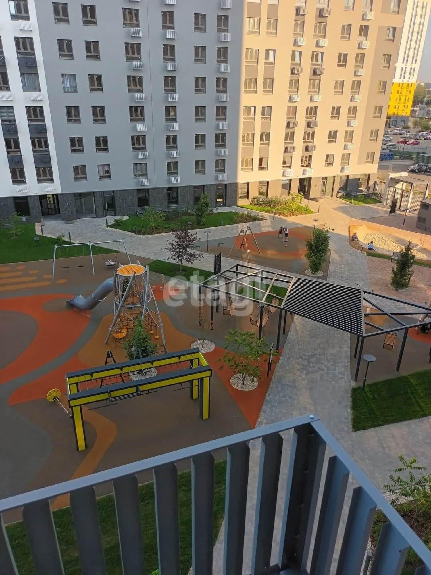 Купить квартиру за 5 000 000 рублей на Республики, 204/12