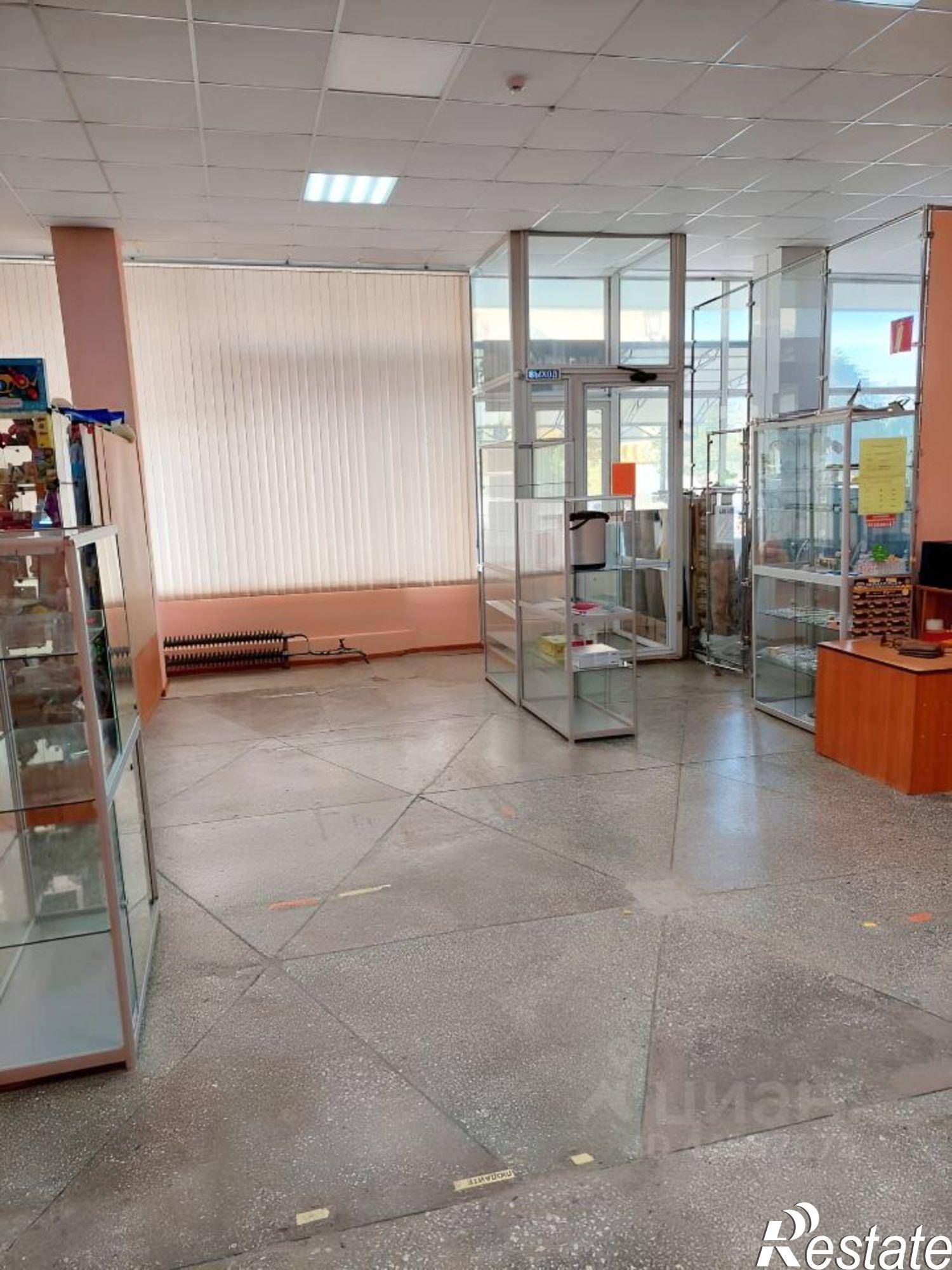 Купить торговое помещение за 4 500 020 рублей на Народная улица, 27