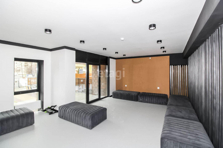 2-комн квартира Усиевича, 16