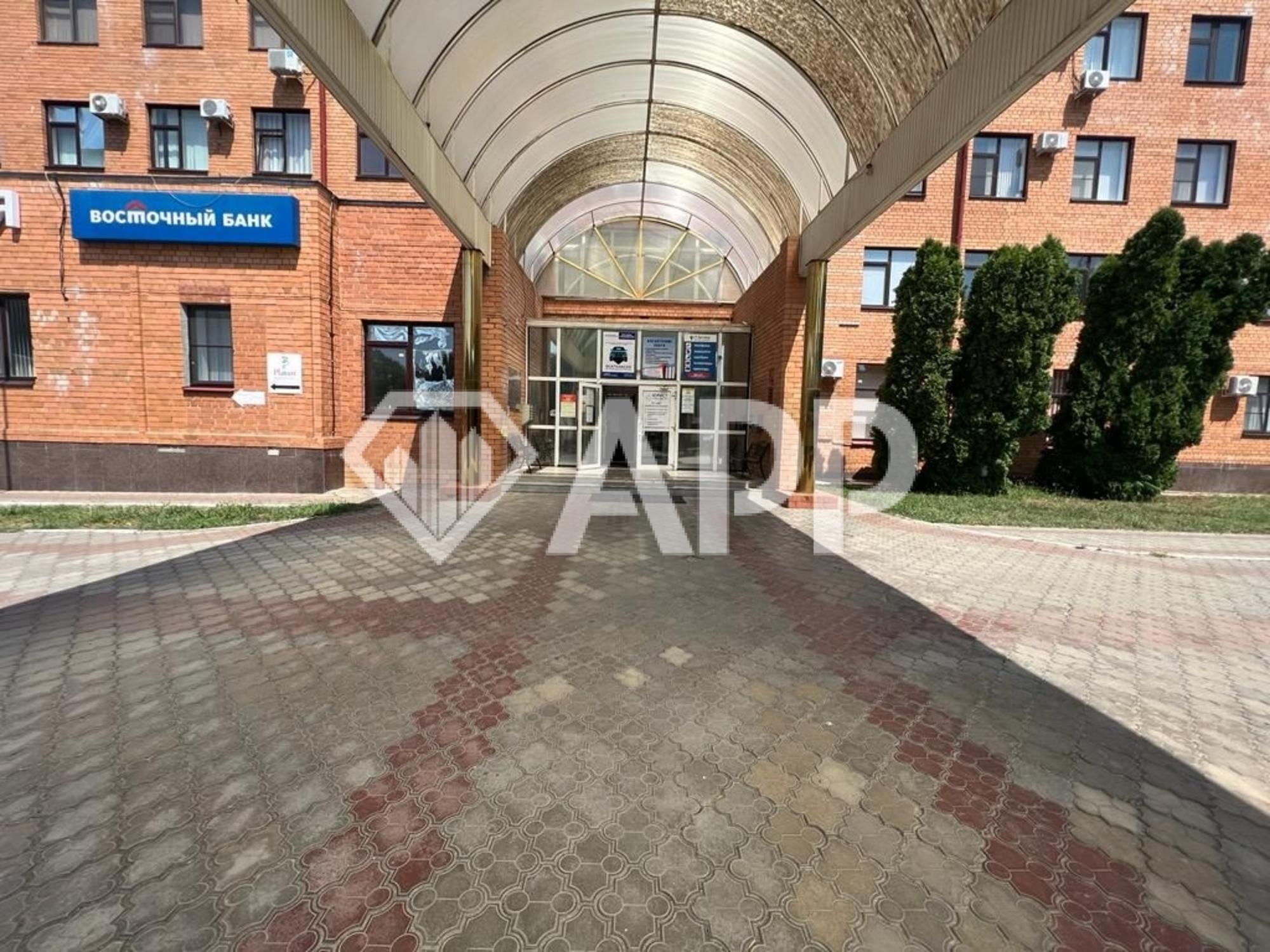 Купить офис, помещение под офис за 10 410 000 рублей на ул Энгельса, 25