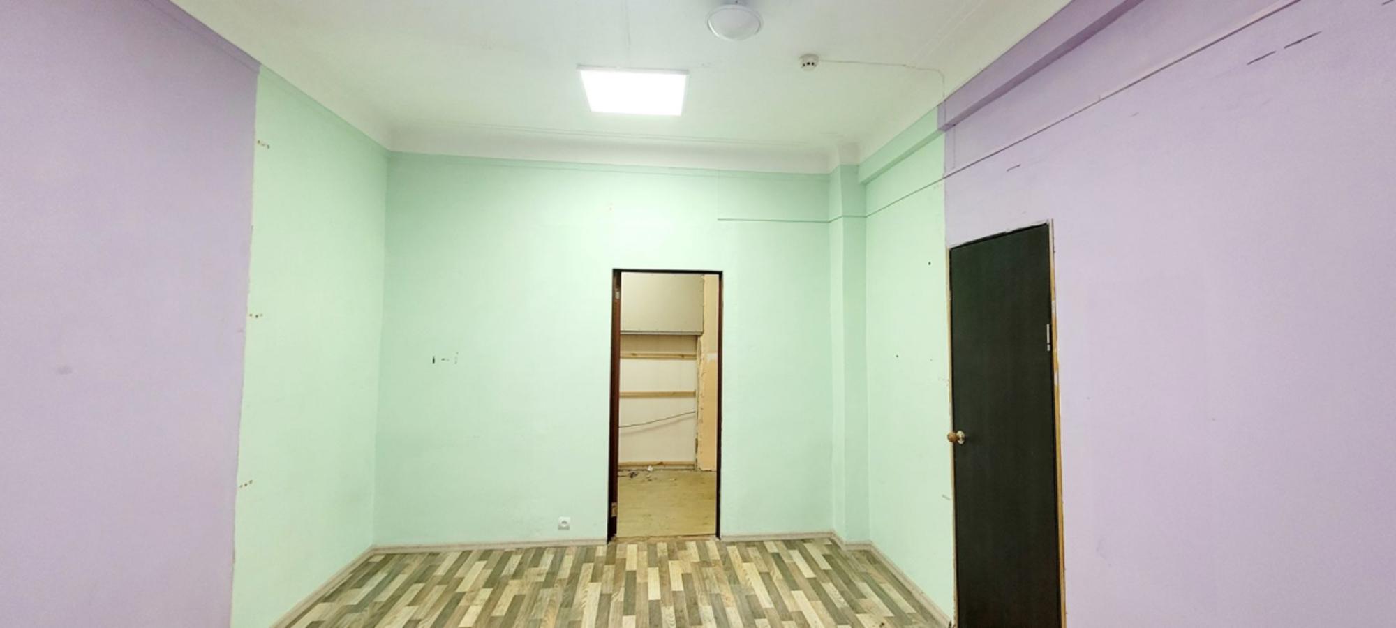 Купить торговое помещение за 10 000 000 рублей на ул Победы, 141
