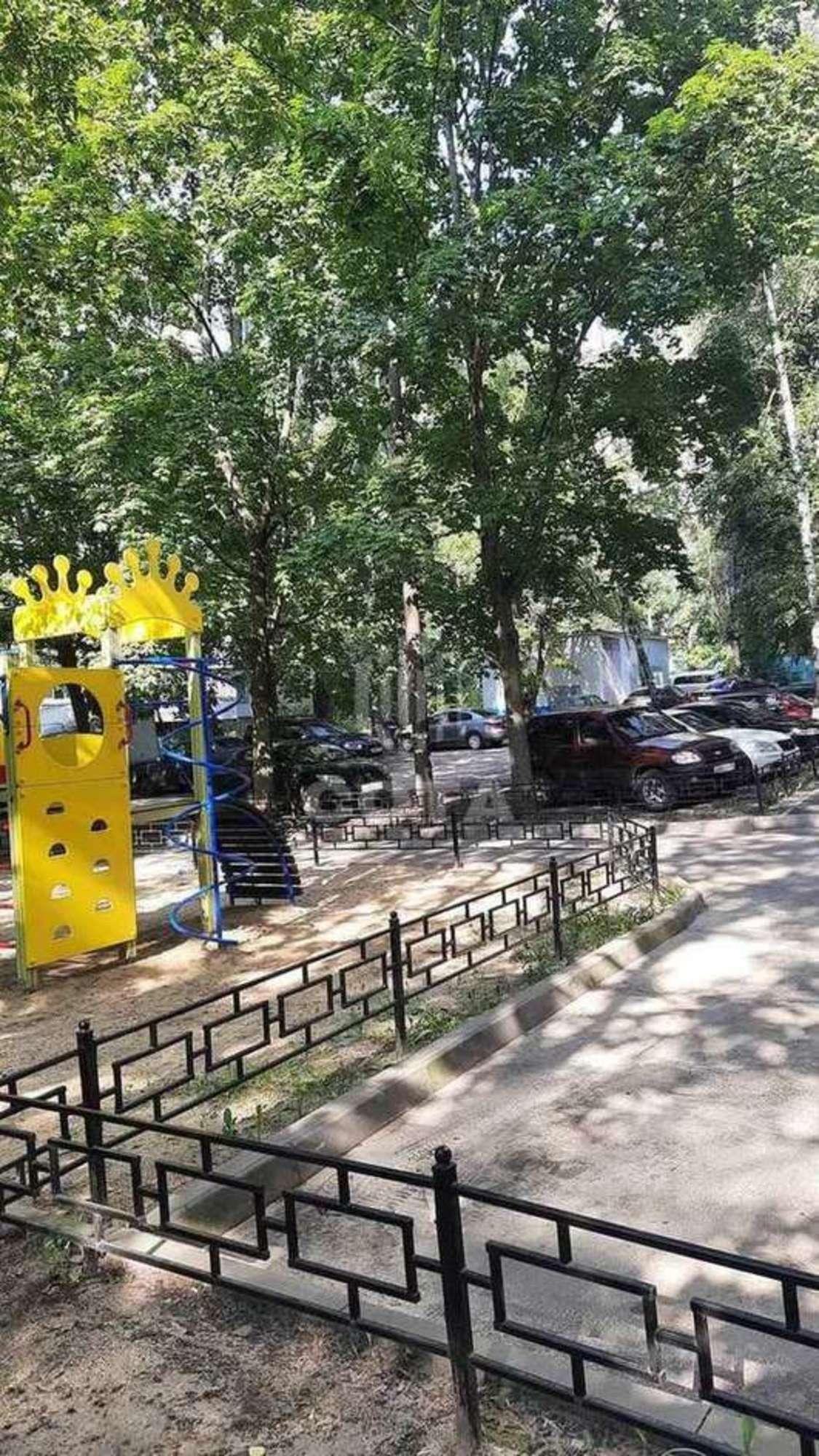 Купить квартиру за 3 850 000 рублей на Генерала Лизюкова улица, 105