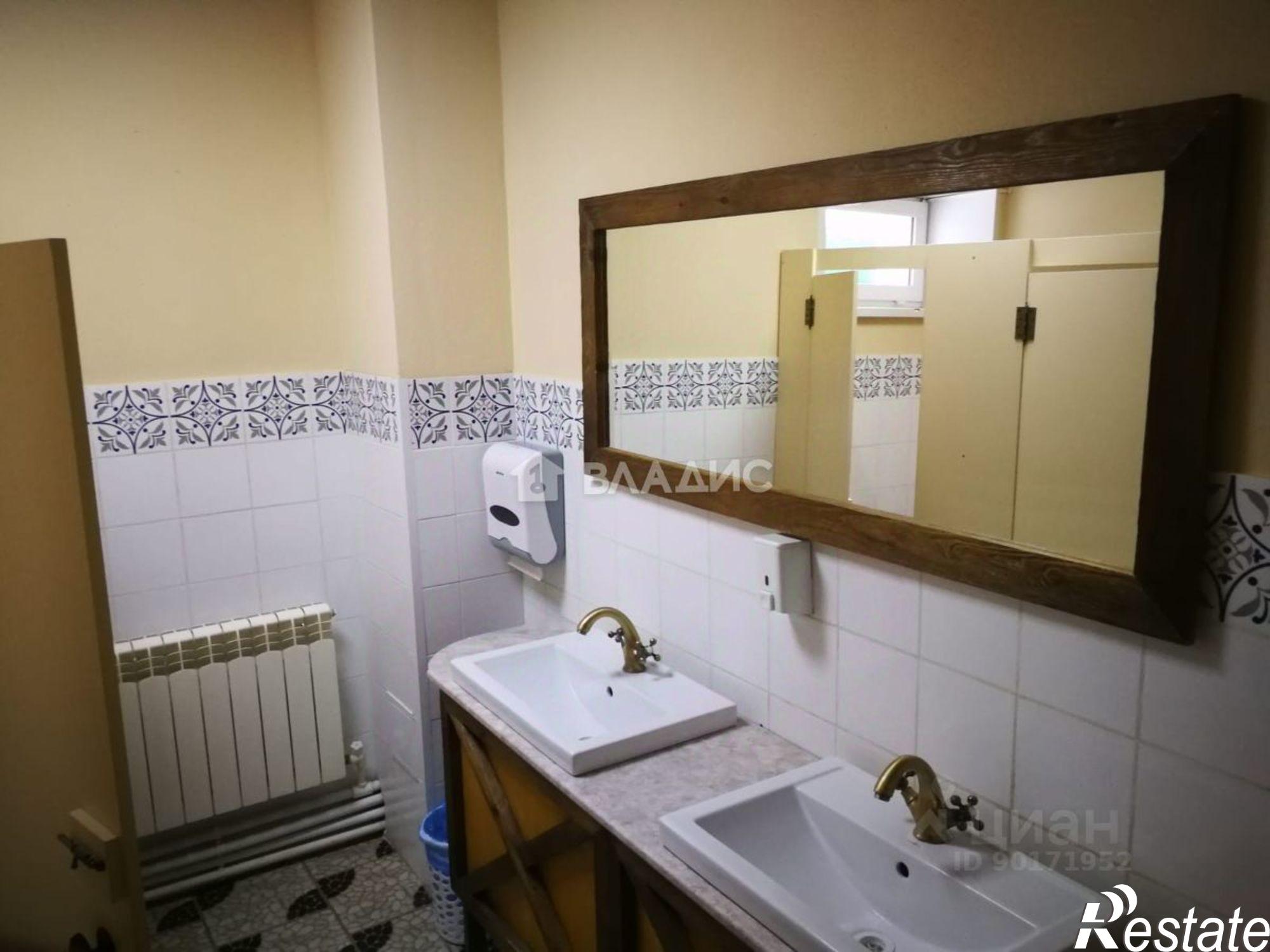 Сдать ОСЗ, отдельно стоящее здание за 150 021 рублей на улица Гоголя, 128