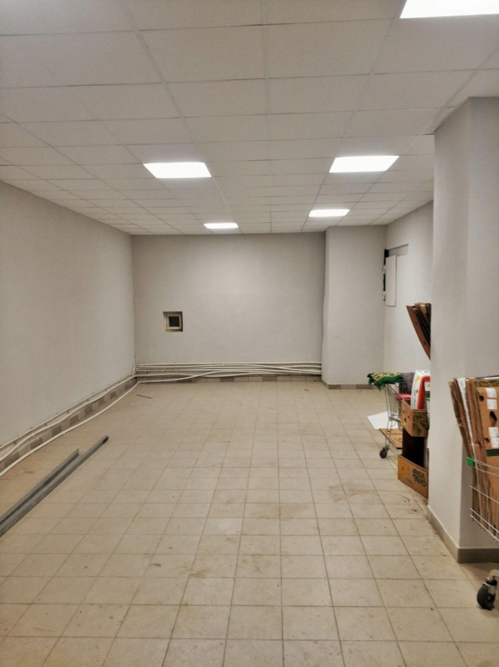 Торговое помещение ул Санфировой, 112а