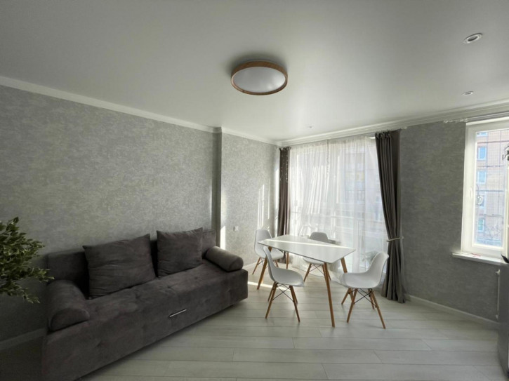 2-комн квартира Чапаева улица, 14а